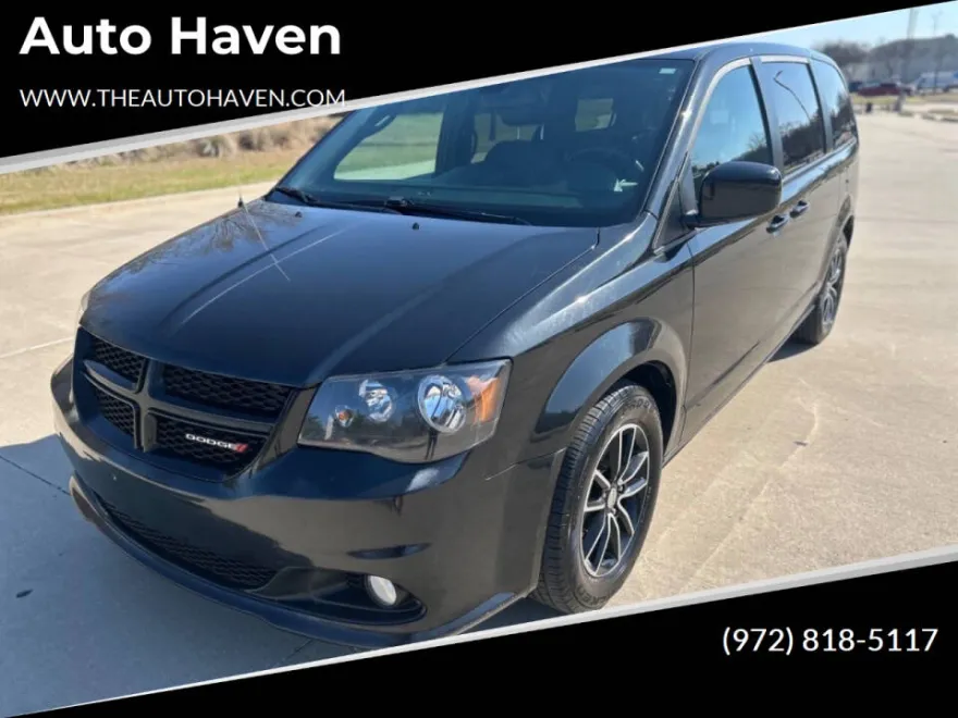 2019 Dodge Grand Caravan GT photo 1