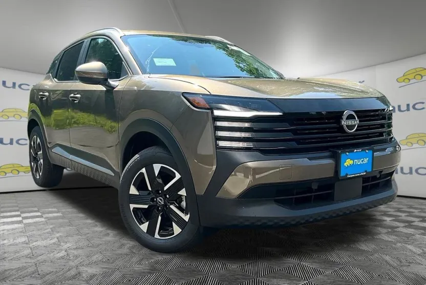 2025 Nissan Kicks SV photo 1