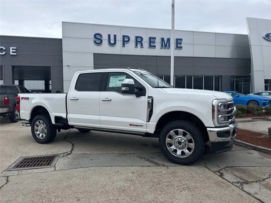 2025 Ford F-250 photo 1