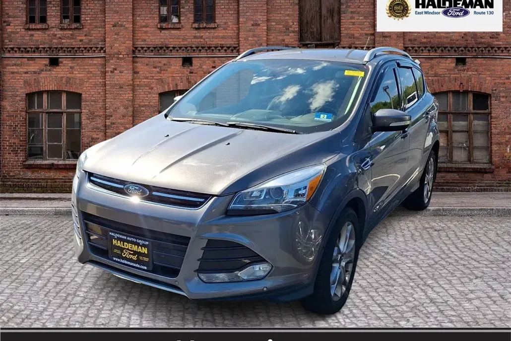 2014 Ford Escape Titanium photo 1