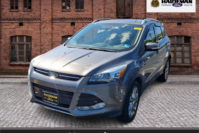 2014 Ford Escape Titanium photo 1