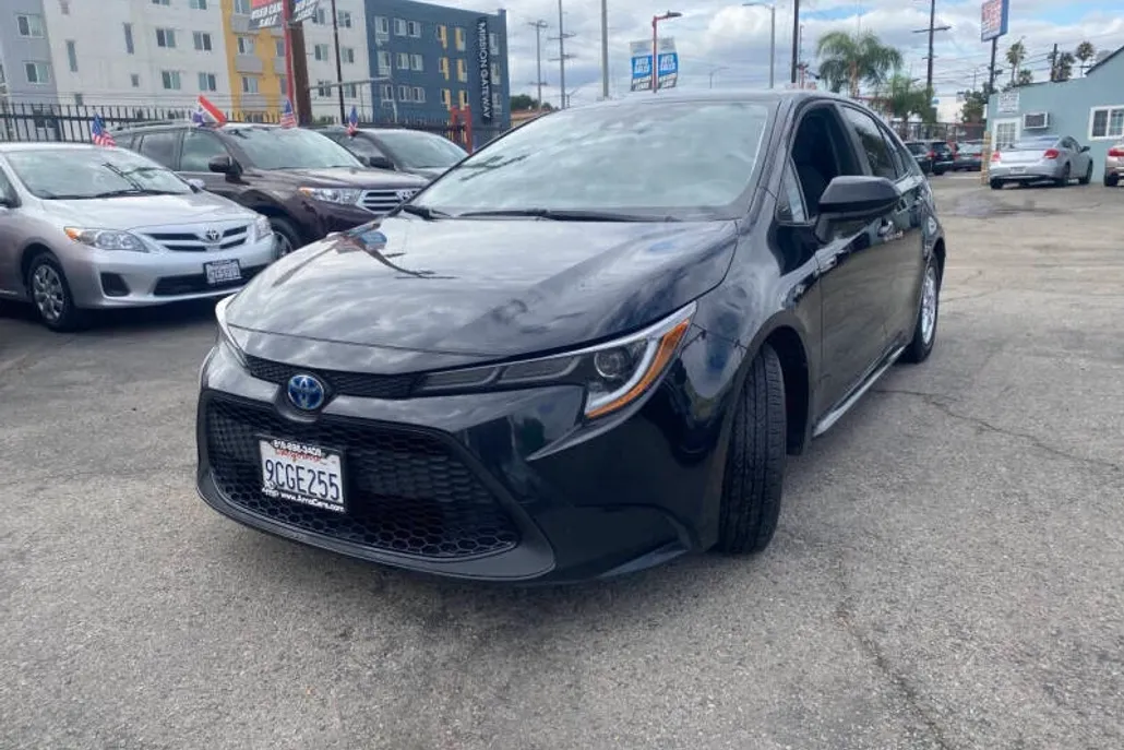 2022 Toyota Corolla Hybrid LE photo 1