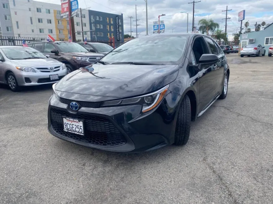 2022 Toyota Corolla Hybrid LE photo 1