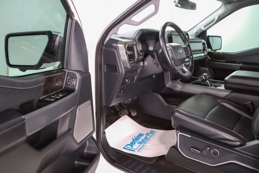 2021 Ford F-150 Lariat photo 1
