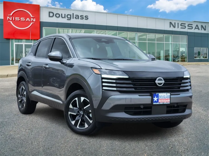 2025 Nissan Kicks SV photo 1