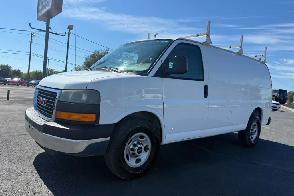 2014 Gmc Savana 2500 Cargo photo 1