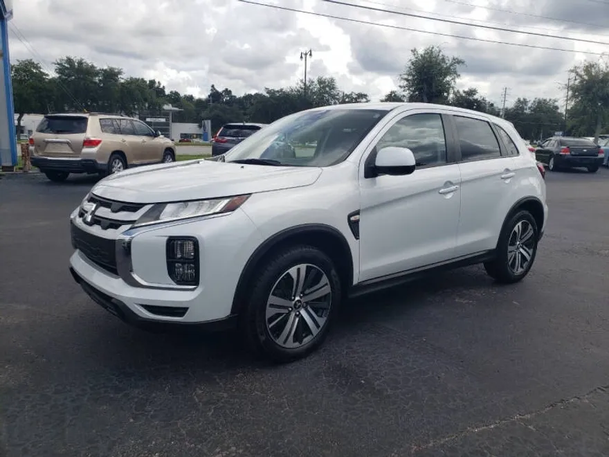 2022 Mitsubishi Outlander Sport ES photo 1