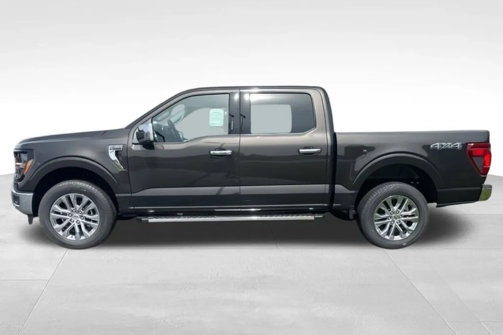 2024 Ford F-150 XLT photo 1