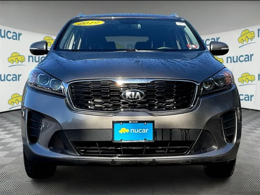 2019 Kia Sorento LX photo 1