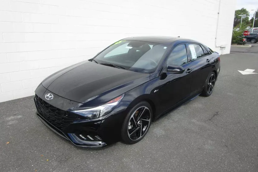2023 Hyundai Elantra N Line photo 1