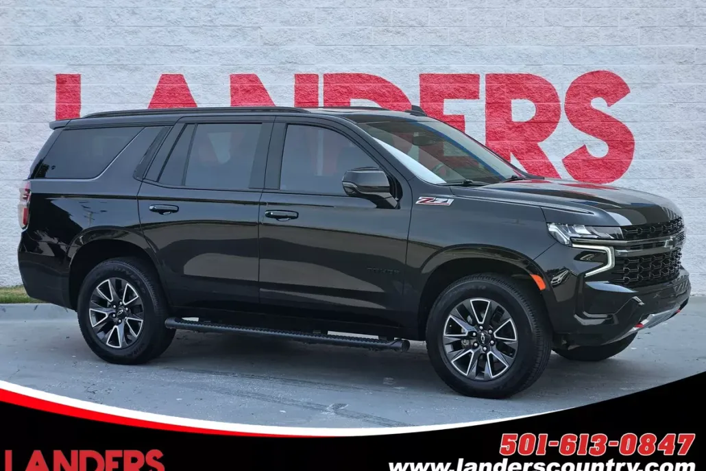 2021 Chevrolet Tahoe Z71 photo 1