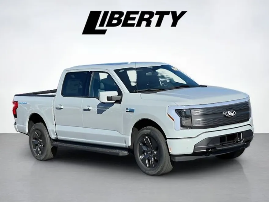 2025 Ford F-150 Lightning Lariat photo 1