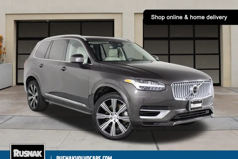 2024 Volvo XC90 Recharge T8 Plus photo 1
