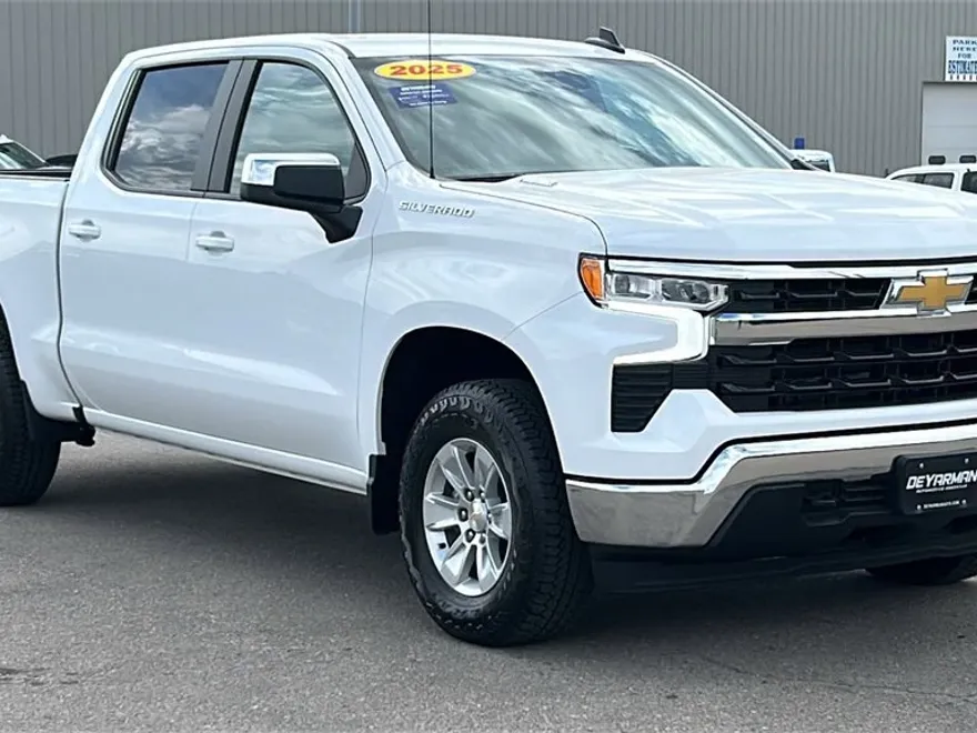 2025 Chevrolet Silverado 1500 LT photo 1
