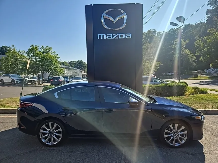 2021 Mazda Mazda3 Select photo 1