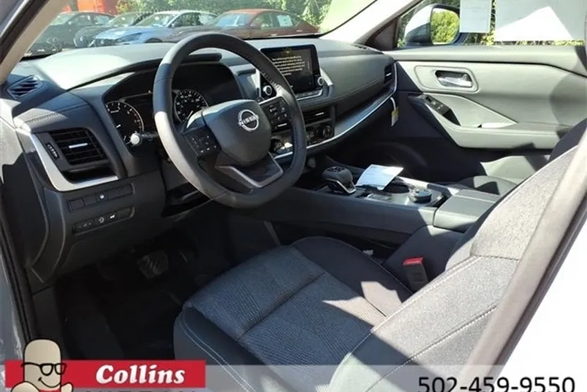 2026 Nissan Rogue SV photo 1