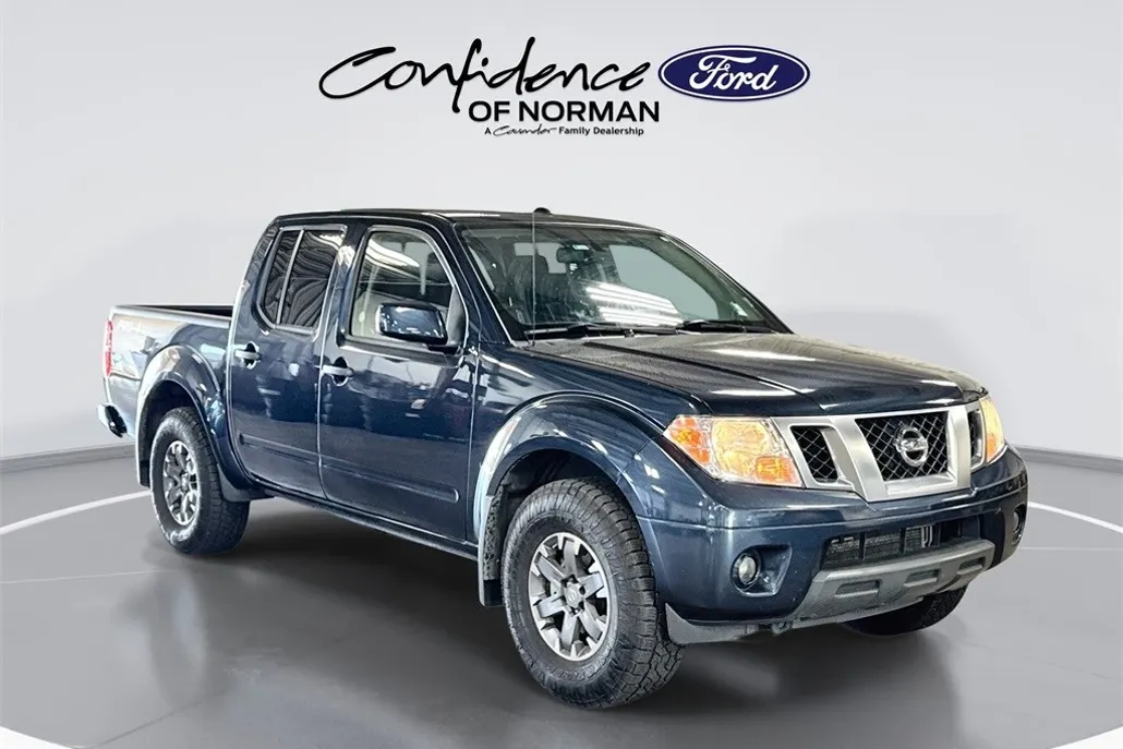 2019 Nissan Frontier PRO-4X photo 1