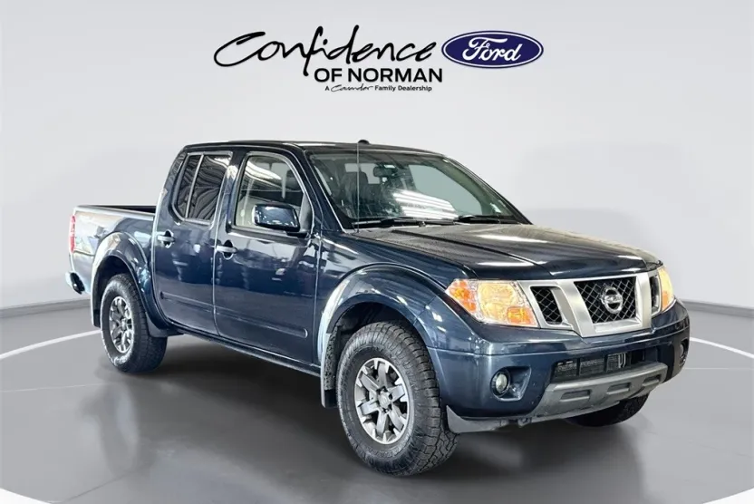 2019 Nissan Frontier PRO-4X photo 1