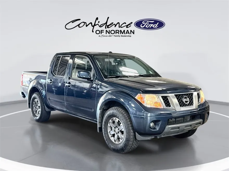 2019 Nissan Frontier PRO-4X photo 1