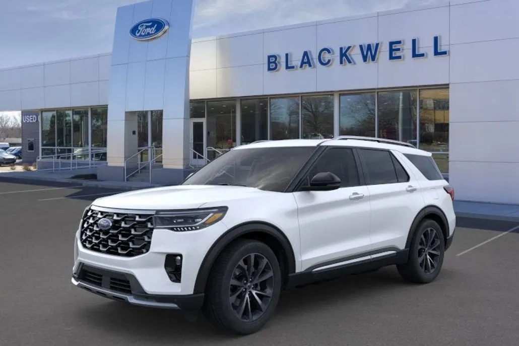 2025 Ford Explorer Platinum photo 1