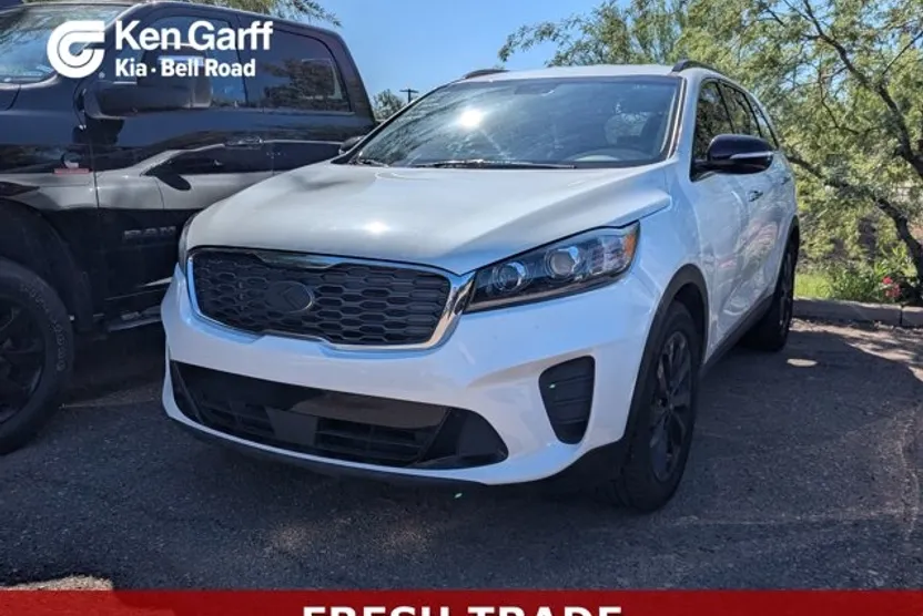 2020 Kia Sorento S V6 photo 1