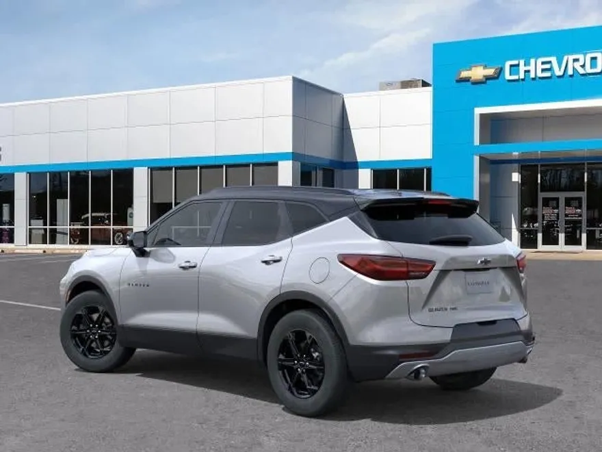 2025 Chevrolet Blazer 2LT photo 1