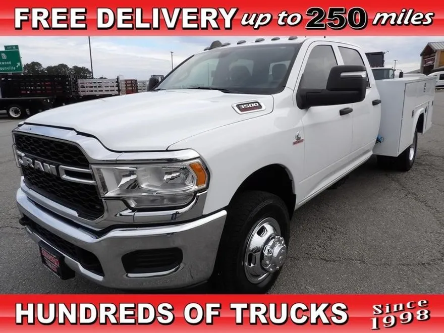 2023 Ram 3500 photo 1