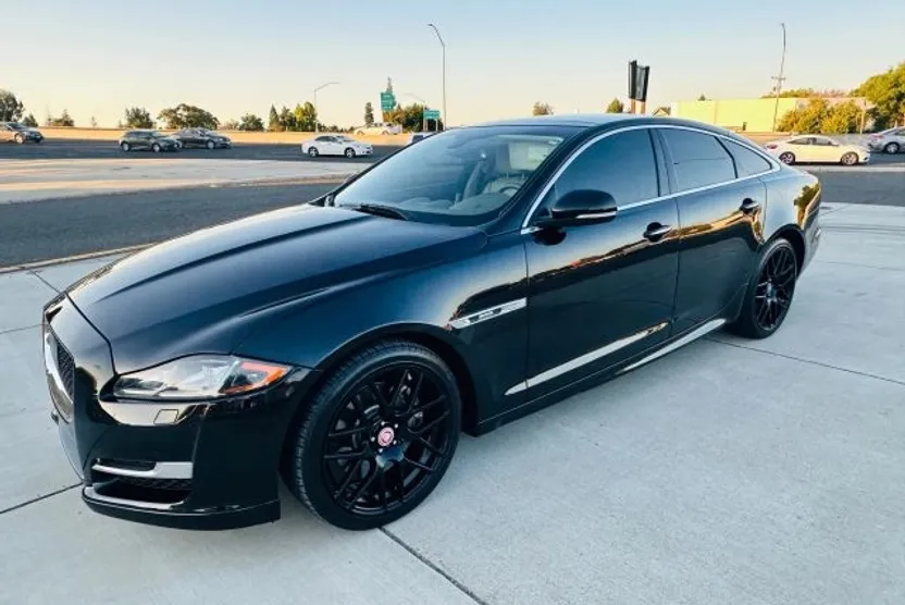 2016 Jaguar XJ Sport Supercharged XJR photo 1