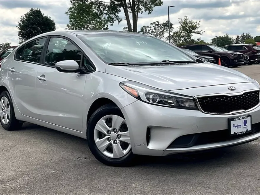 2018 Kia Forte LX Base photo 1