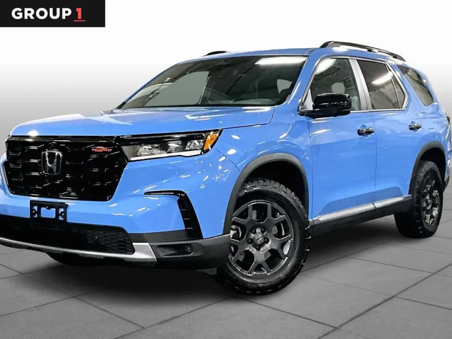 2025 Honda Pilot TrailSport photo 1