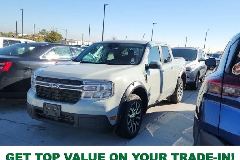 2022 Ford Maverick Lariat photo 1