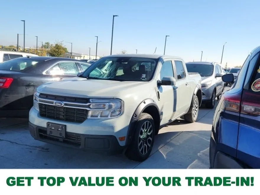 2022 Ford Maverick Lariat photo 1