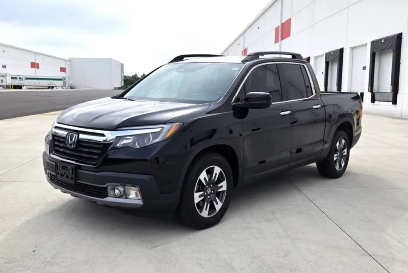 2019 Honda Ridgeline RTL-E photo 1