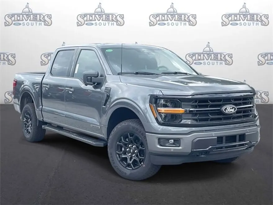 2025 Ford F-150 XLT photo 1