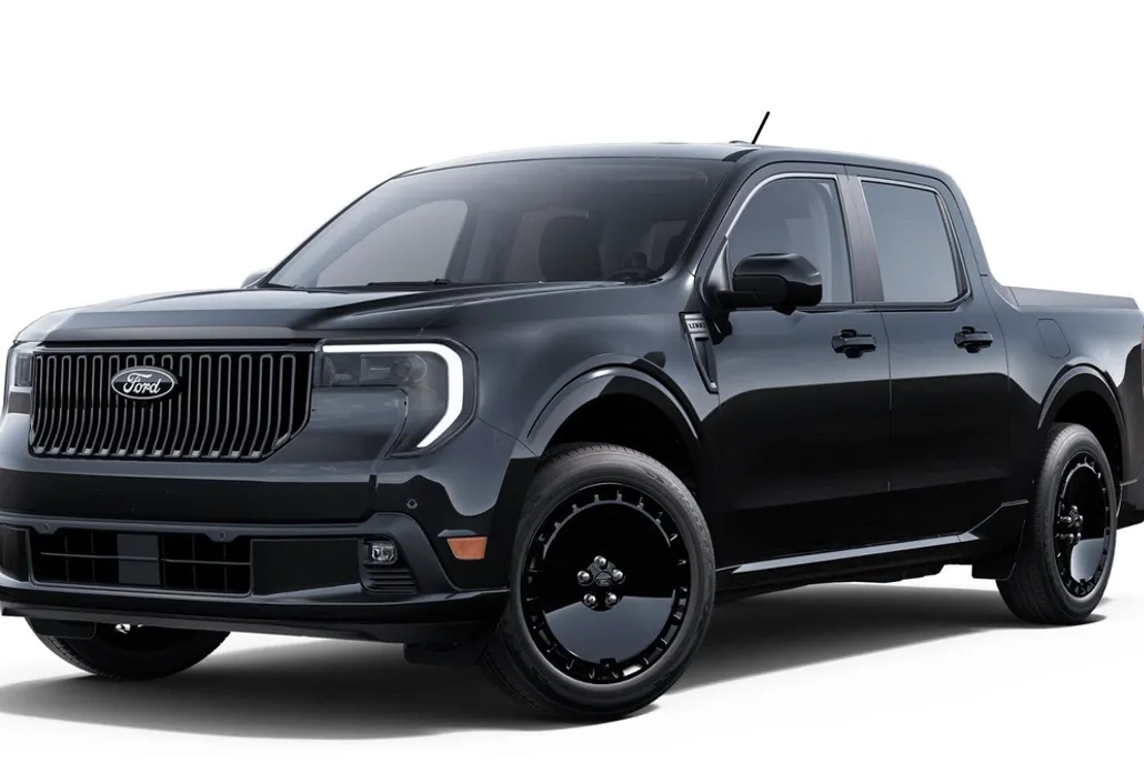 2025 Ford Maverick photo 1