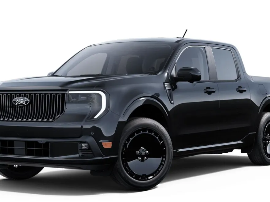 2025 Ford Maverick photo 1