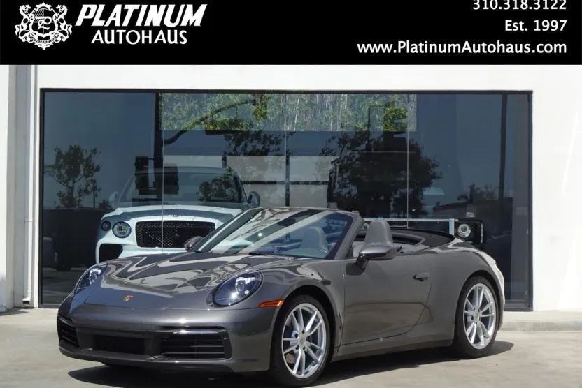 2022 Porsche 911 4 photo 1