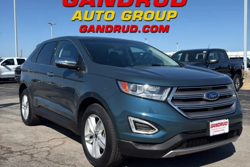 2016 Ford Edge SEL photo 1