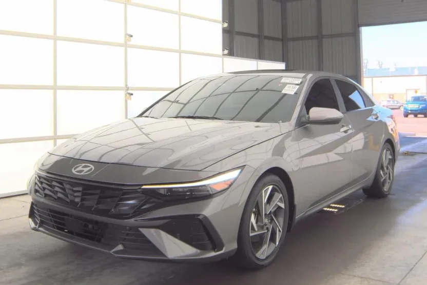 2024 Hyundai Elantra Hybrid Limited photo 1