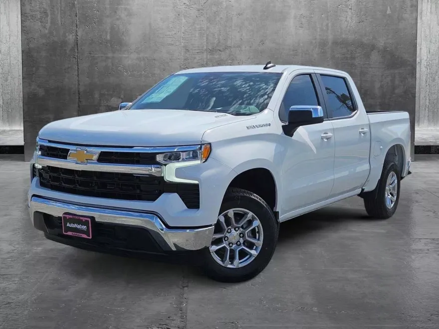 2025 Chevrolet Silverado 1500 LT photo 1