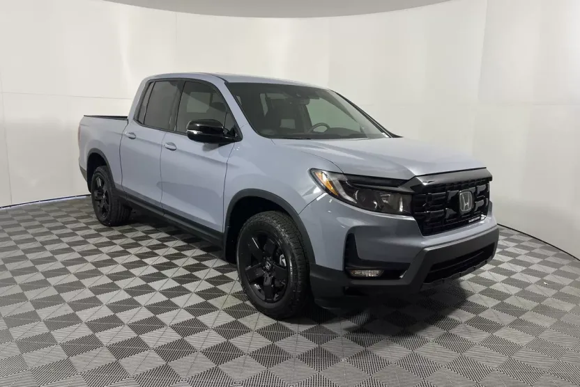 2025 Honda Ridgeline Black Edition photo 1