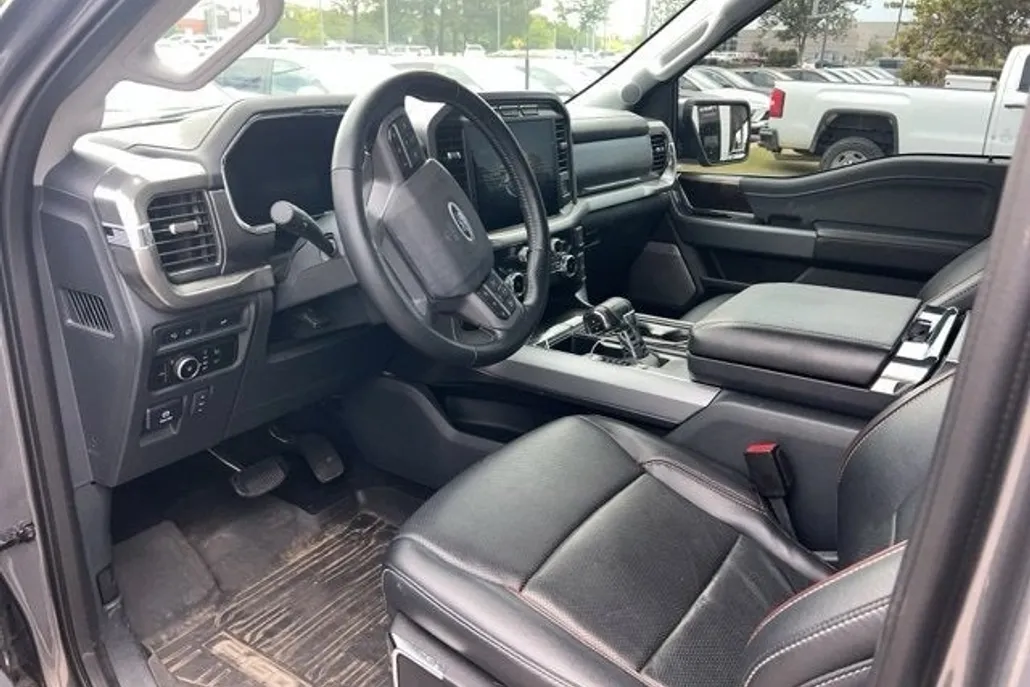 2023 Ford F-150 Lariat photo 1