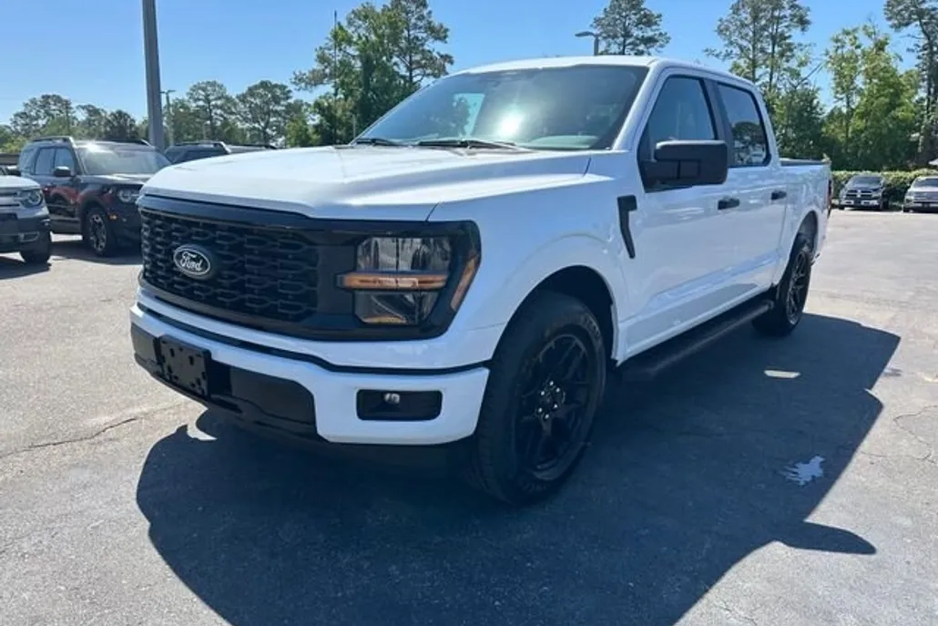 2025 Ford F-150 STX photo 1