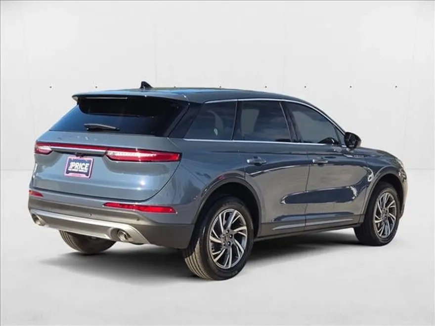 2025 Lincoln Corsair Premiere photo 1