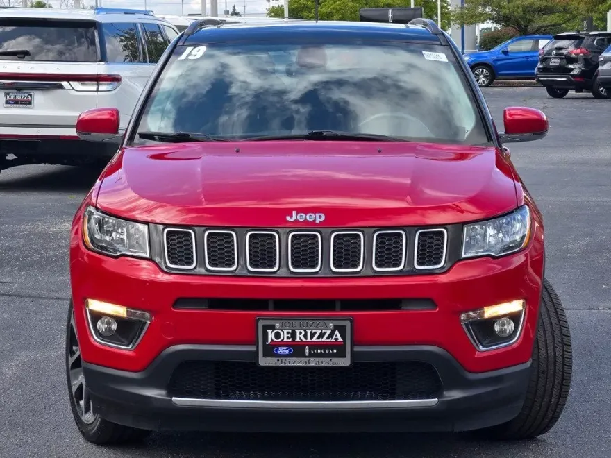 2019 Jeep Compass Limited photo 1