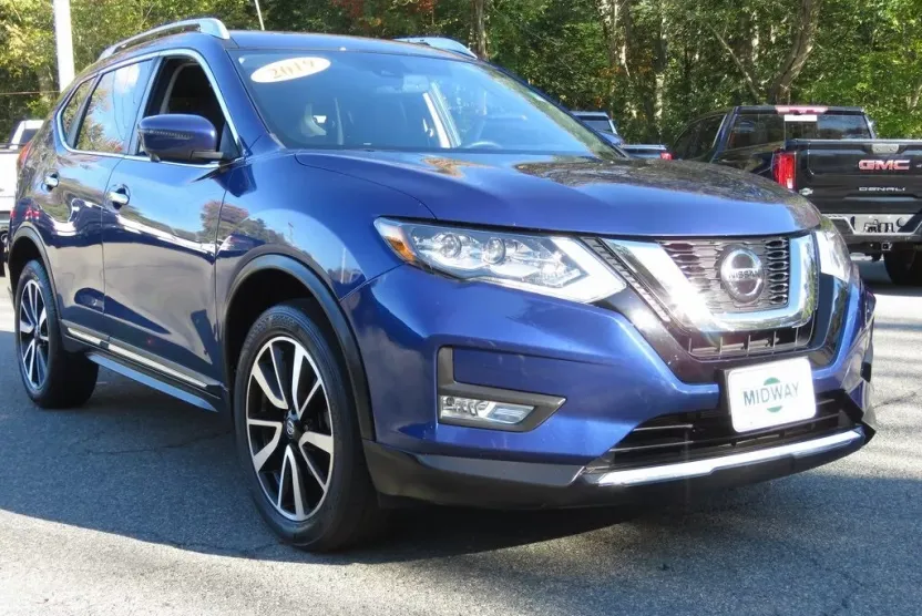 2019 Nissan Rogue SL photo 1