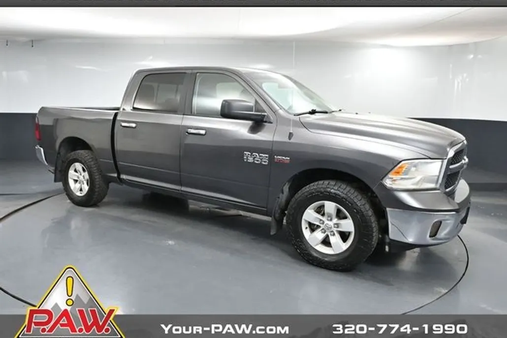 2017 Ram 1500 SLT photo 1