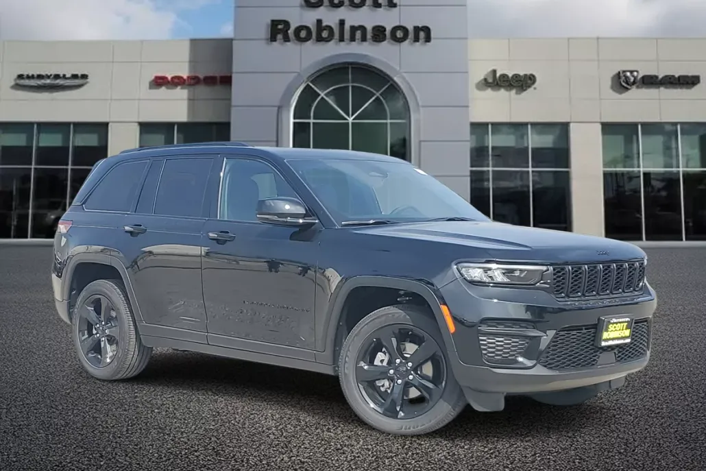 2025 Jeep Grand Cherokee Altitude photo 1
