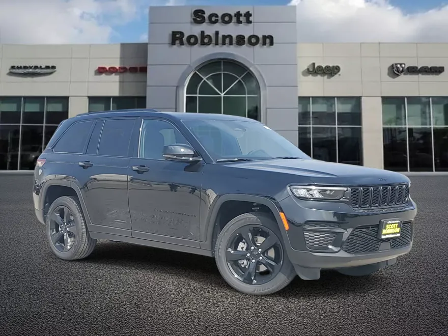 2025 Jeep Grand Cherokee Altitude photo 1