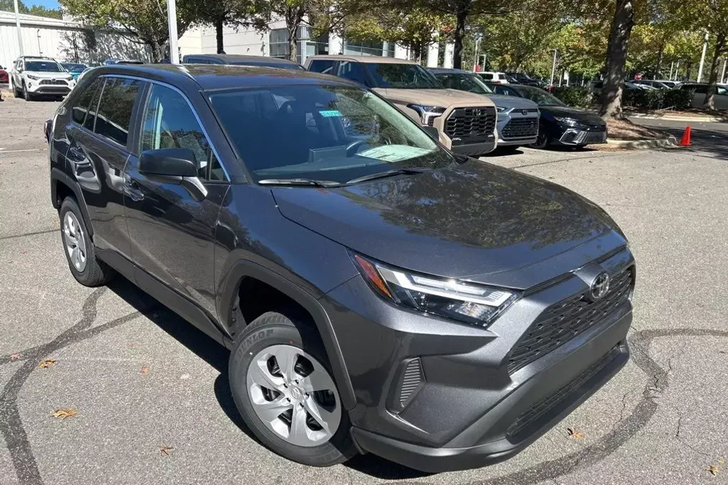 2025 Toyota RAV4 LE photo 1